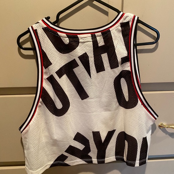 FOREVER 21 Sport Crop - Picture 2 of 5